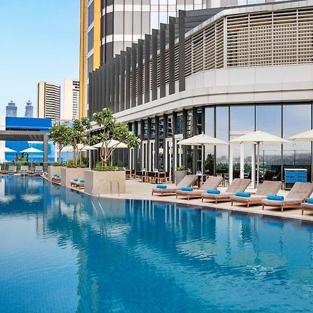 Hilton Garden Inn Dubai Business Bay Exterior photo