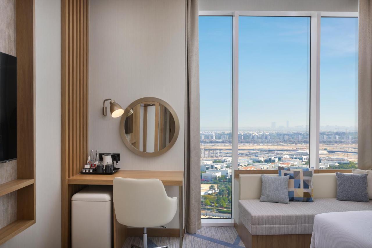 Hilton Garden Inn Dubai Business Bay Exterior photo