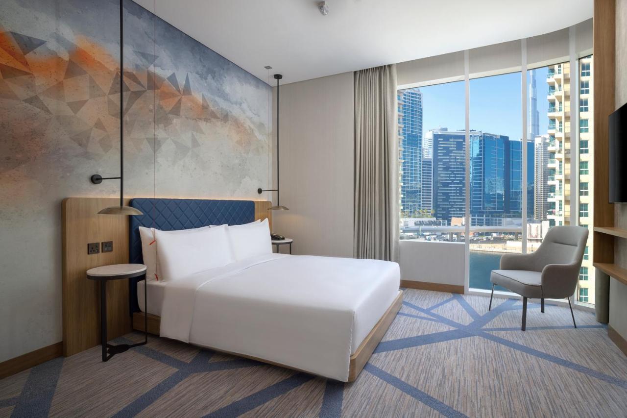Hilton Garden Inn Dubai Business Bay Exterior photo