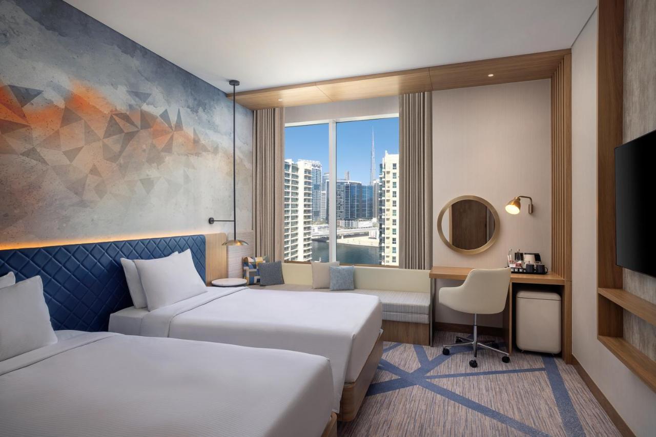 Hilton Garden Inn Dubai Business Bay Exterior photo