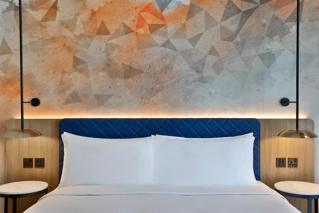 Hilton Garden Inn Dubai Business Bay Exterior photo