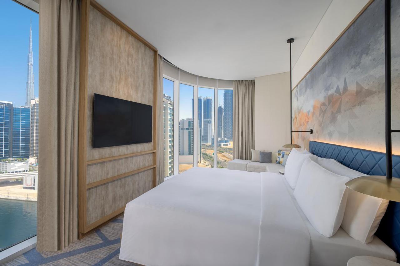 Hilton Garden Inn Dubai Business Bay Exterior photo