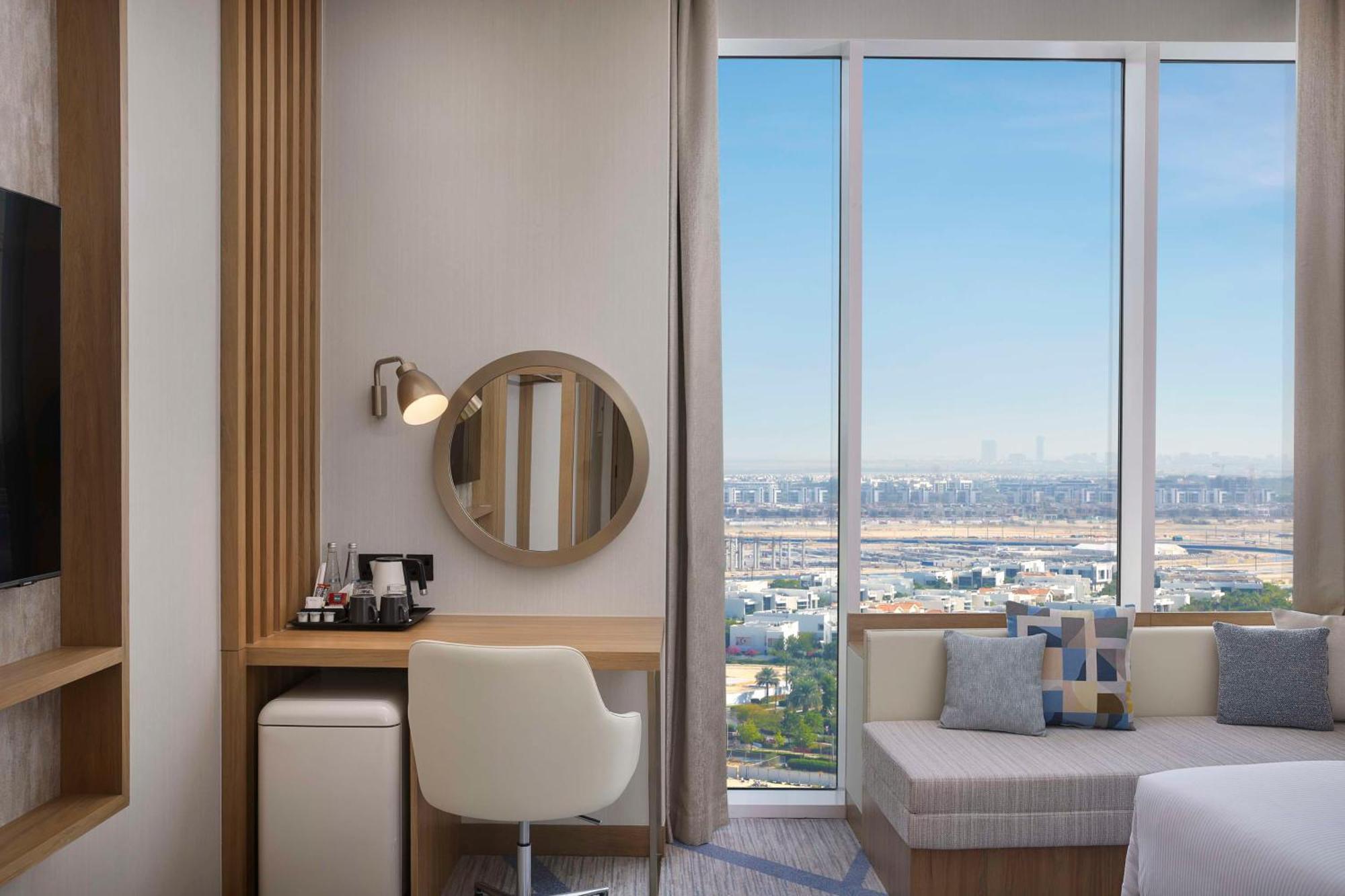 Hilton Garden Inn Dubai Business Bay Exterior photo