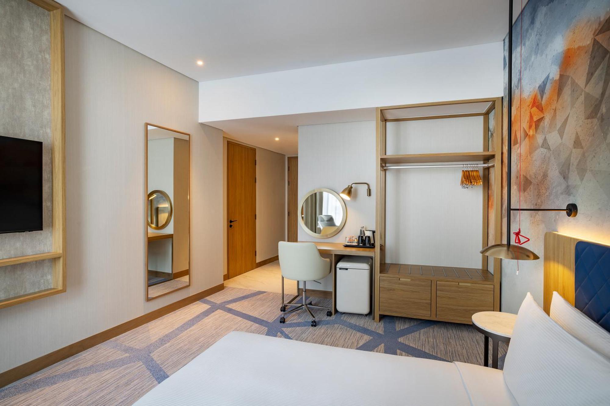 Hilton Garden Inn Dubai Business Bay Exterior photo